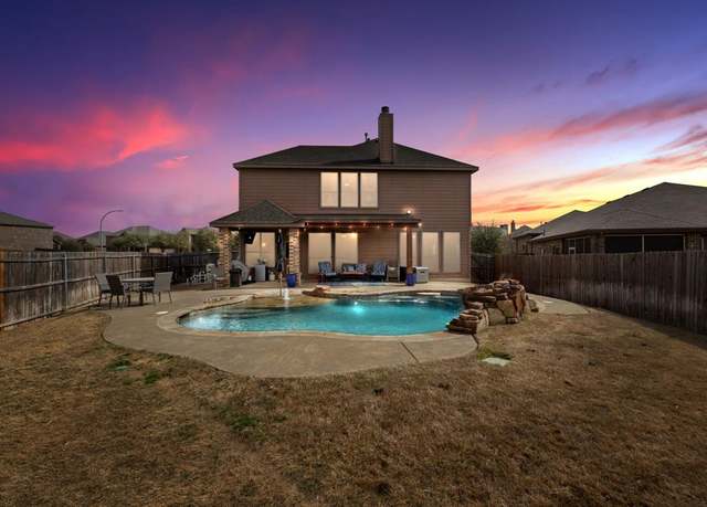 Property at 3033 Saddle Creek Dr, Fort Worth, TX 76177, 4 beds, 2.5 baths