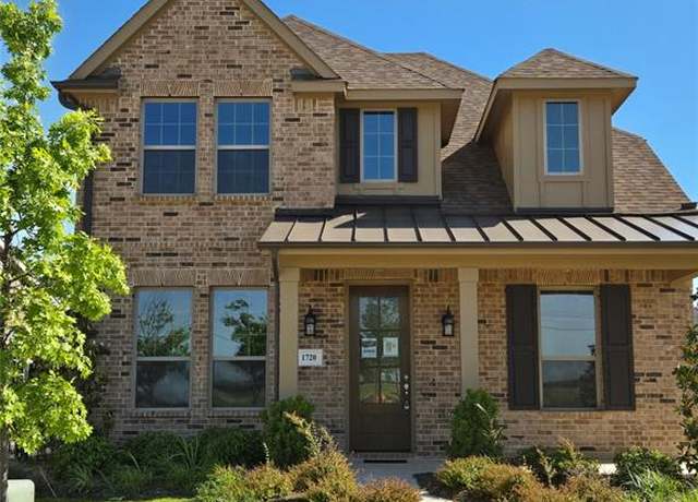 Property at 1720 Swan St, Van Alstyne, TX 75495, 4 beds, 3.5 baths