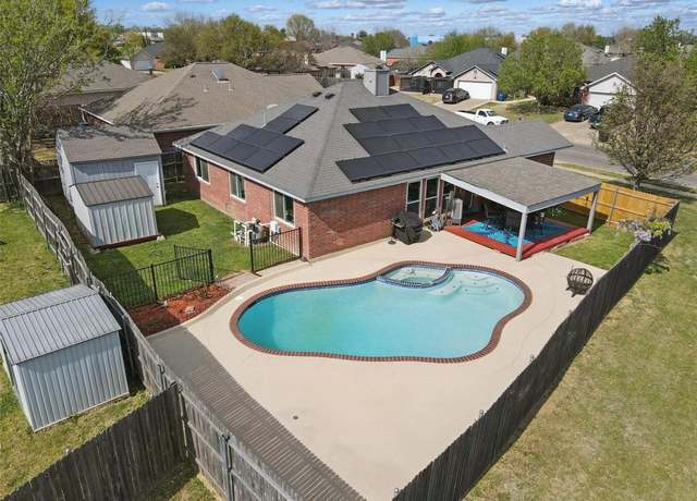 Property at 1008 Miles Ave, Burleson, TX 76028, 4 beds, 2 baths