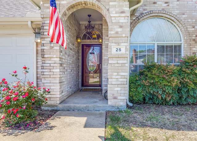 Property at 25 Cimarron Dr, Trophy Club, TX 76262, 3 beds, 2 baths
