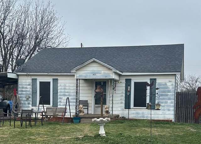 Property at 402 S Ave. D, Olney, TX 76374, 2 beds, 1 bath