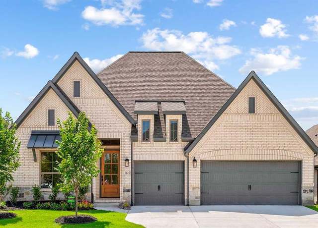 Property at 1221 Whitecliff Dr, Forney, TX 75126, 4 beds, 4 baths