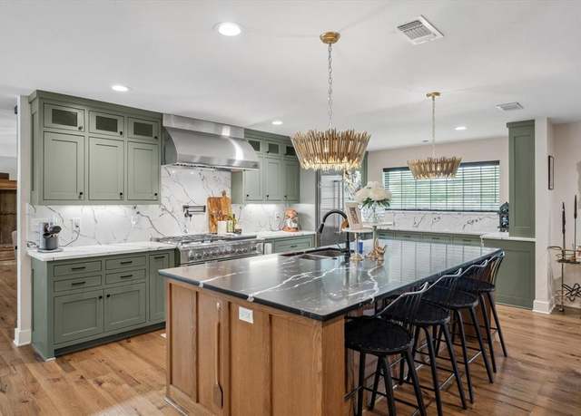 Property at 159 Private Road 8519, Van, TX 75790, 5 beds, 3 baths