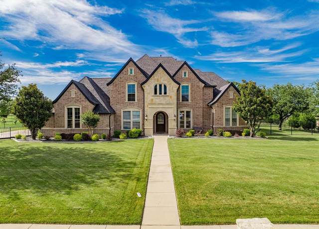 Property at 13 Kensington Dr, Heath, TX 75032, 4 beds, 3.5 baths