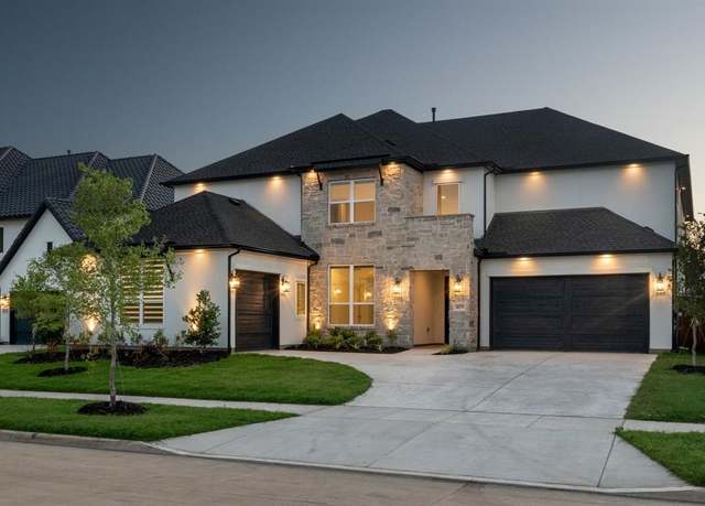 Property at 10375 Great Days Dr, Frisco, TX 75035, 5 beds, 5.5 baths