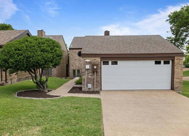 Property at 302 Columbia Dr, Rockwall, TX 75032, 3 beds, 2.5 baths