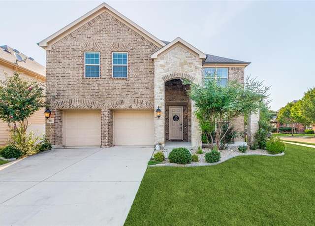 Property at 816 Hartsfield St, Aubrey, TX 76227, 4 beds, 2.5 baths