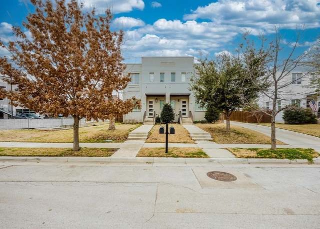 Property at 228 Wimberly St, Fort Worth, TX 76107, 3 beds, 2.5 baths