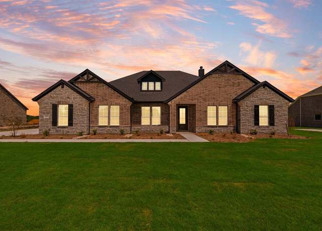 Property at 305 Cofer Rd, Leonard, TX 75452, 4 beds, 2.5 baths