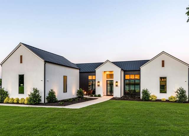 Property at 1129 Beacon Shore Rd, Kemp, TX 75143, 4 beds, 3.5 baths
