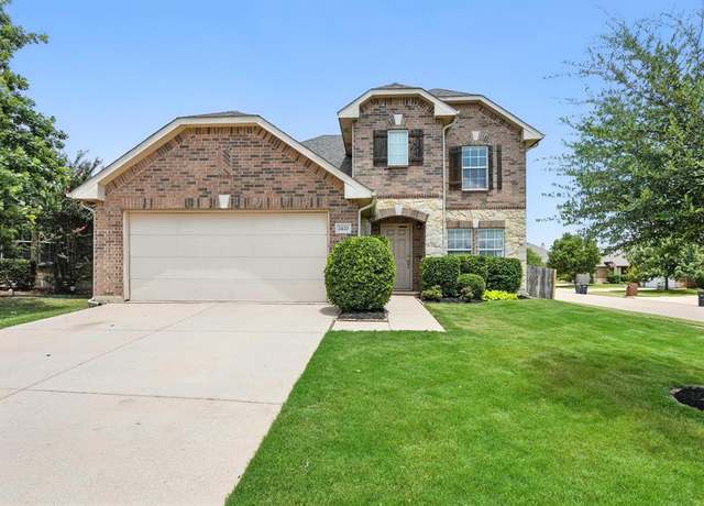 Property at 2420 Horseback Trl, Fort Worth, TX 76177, 4 beds, 2.5 baths
