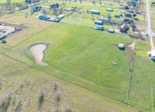 Property at 14158 Crestview Rd, Sanger, TX 76266