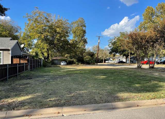 Property at 915 E Spring St, Sherman, TX 75090