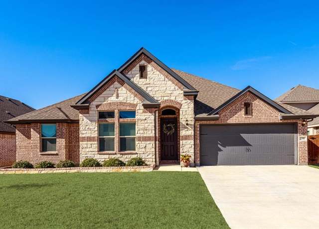 Property at 230 Clairmont Dr, Ponder, TX 76259, 3 beds, 2 baths