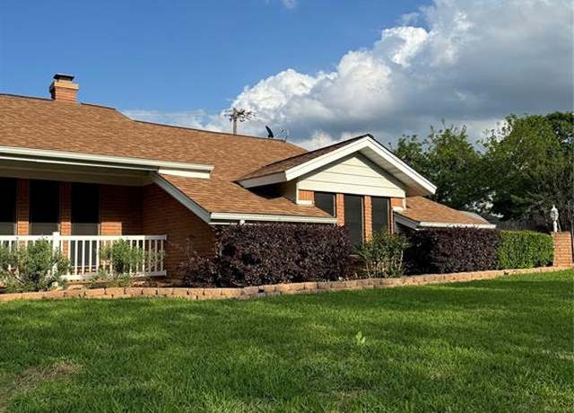 Property at 7509 Pebbleford Rd, Fort Worth, TX 76134, 3 beds, 2 baths