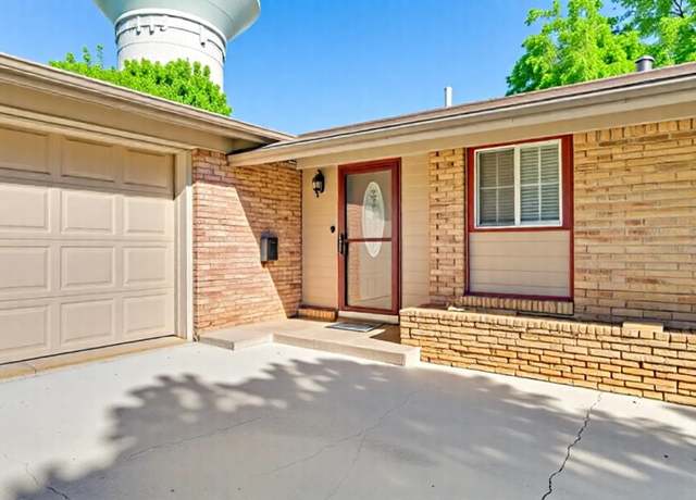 Property at 403 E Alexander Ln, Euless, TX 76040, 3 beds, 2 baths