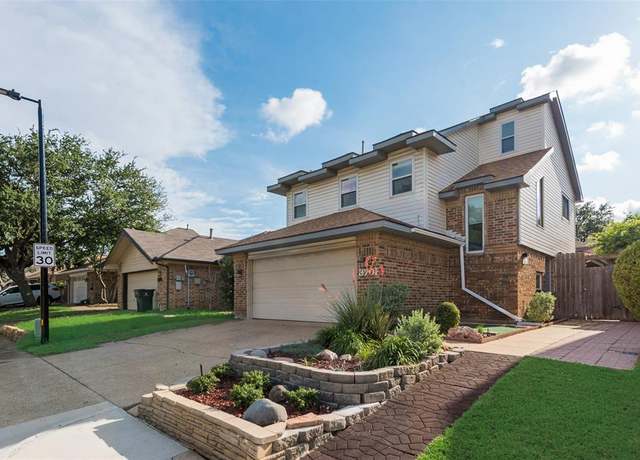Property at 3701 Aries Dr, Garland, TX 75044, 2 beds, 2.5 baths