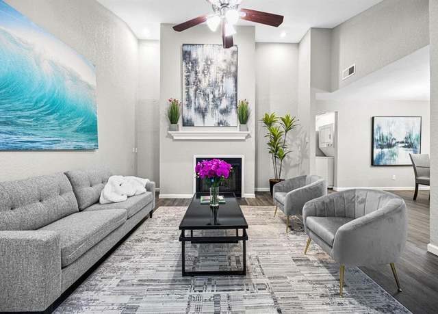 Property at 218 N Beacon St #108, Dallas, TX 75214, 2 beds, 2 baths