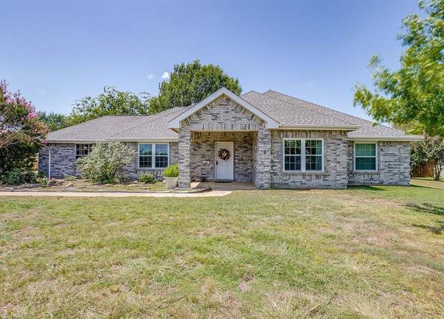 Property at 10264 W Rancho Diego Ln, Fort Worth, TX 76036, 3 beds, 2 baths