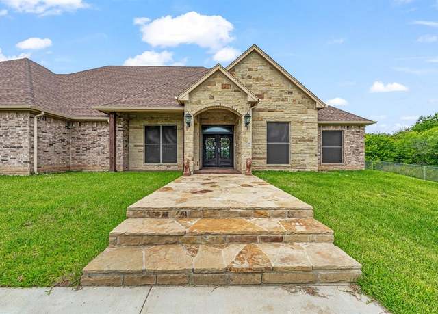 Property at 804 Sunset Acres Ct, Granbury, TX 76048, 6 beds, 6.5 baths