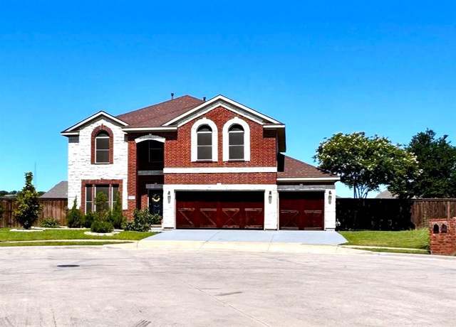 Property at 5401 Loftsmoor Ct, Fort Worth, TX 76244, 4 beds, 3.5 baths