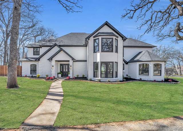 Property at 7004 Ledbetter Rd, Arlington, TX 76001, 4 beds, 3.5 baths