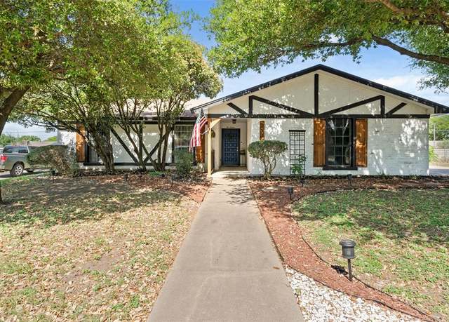 Property at 216 Bowie Ln, Hewitt, TX 76643, 3 beds, 2 baths