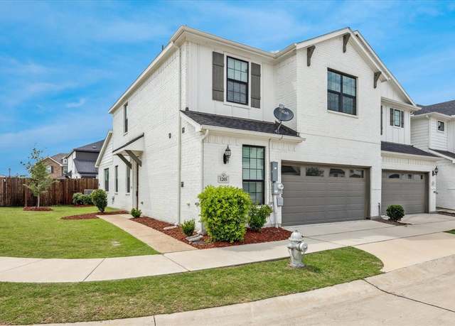 Property at 1205 Lamar Dr, Lewisville, TX 75077, 4 beds, 2.5 baths
