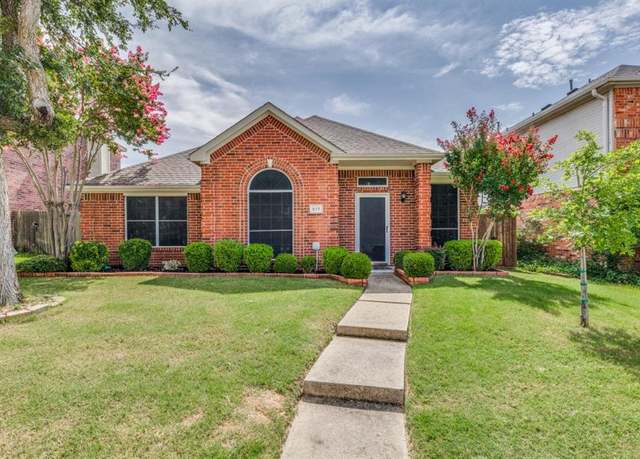 Property at 817 Parkview Cir, Allen, TX 75002, 3 beds, 2 baths