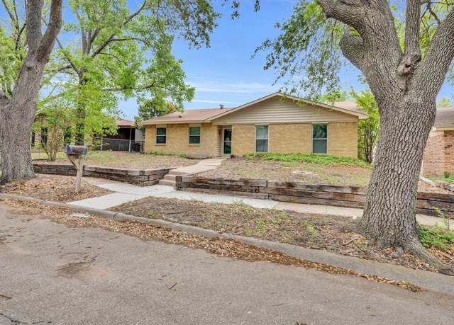 Property at 6418 Casa Vista Dr, Garland, TX 75043, 3 beds, 2 baths
