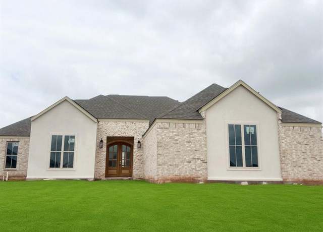 Property at 6510 Windmill Grass Ln, Abilene, TX 79606, 4 beds, 2.5 baths
