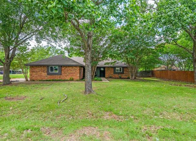 Property at 402 Country Meadow Dr, Mansfield, TX 76063, 3 beds, 2 baths