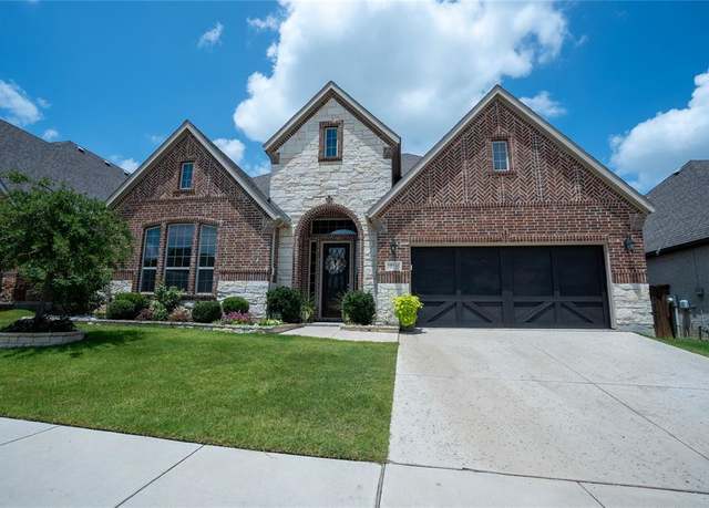 Property at 10316 Colina Dr, Fort Worth, TX 76126, 4 beds, 2.5 baths