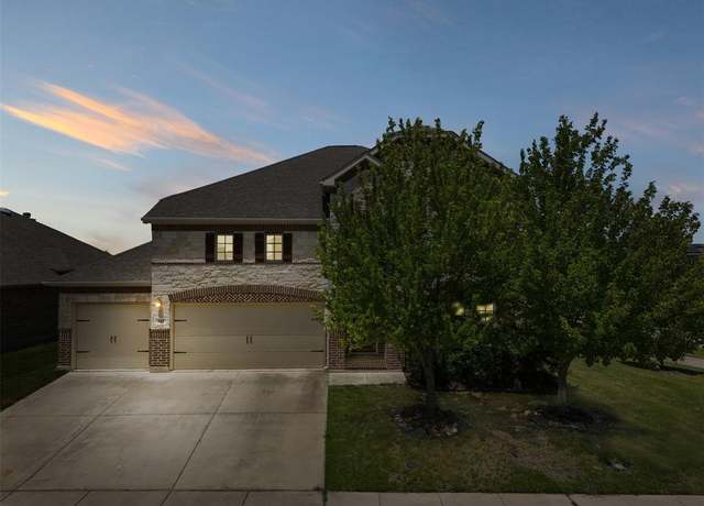 Property at 227 Chamberlain Dr, Fate, TX 75189, 4 beds, 4 baths