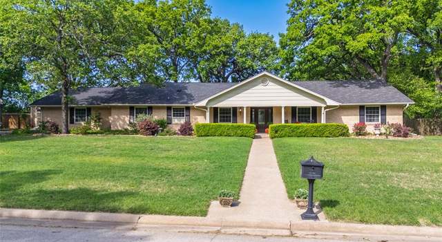 Photo of 10 Post Oak Trl, Greenville, TX 75402