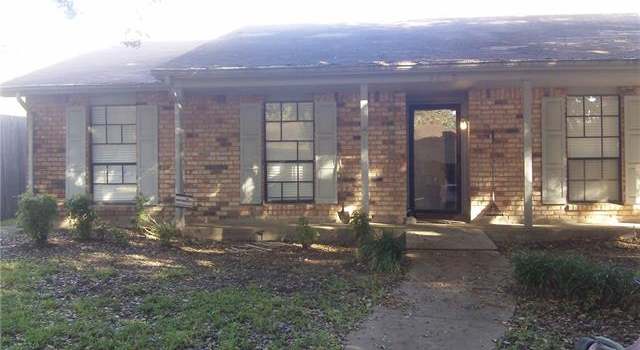 Photo of 2610 Emberwood Dr, Garland, TX 75043