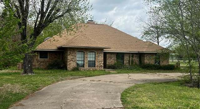 Photo of 827 Rock Creek Ln, Red Oak, TX 75154