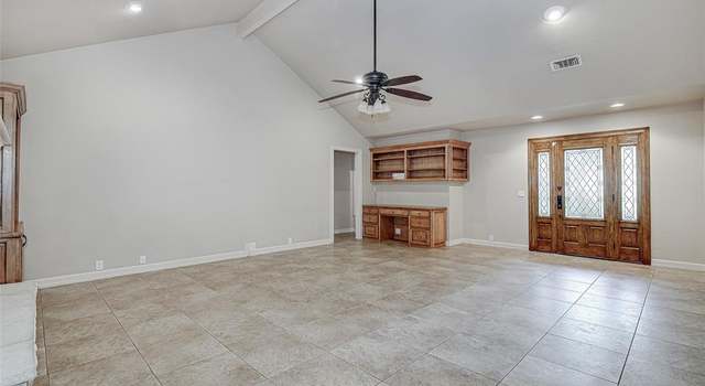 Photo of 6109 Rayburn Ct, Fort Worth, TX 76133