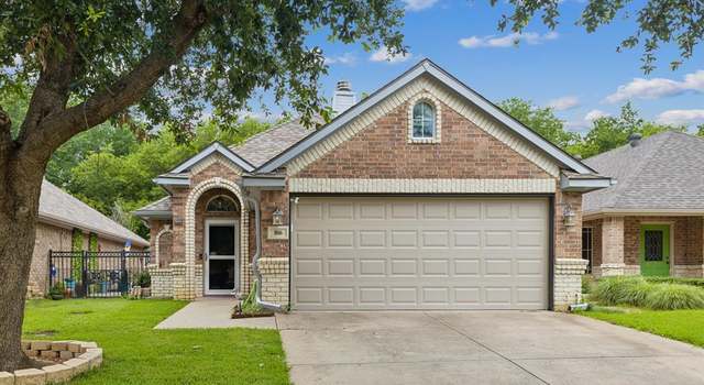 Photo of 816 Claycourt Cir, Fort Worth, TX 76120