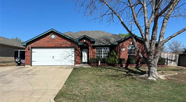 Photo of 1719 Windcastle Dr, Mansfield, TX 76063
