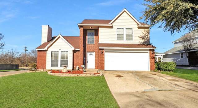 Photo of 1323 Brookmeadow Ct, Arlington, TX 76018