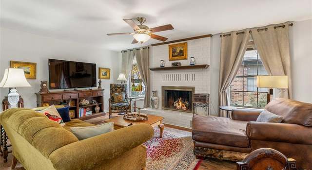 Photo of 500 E College St #4, Athens, TX 75751