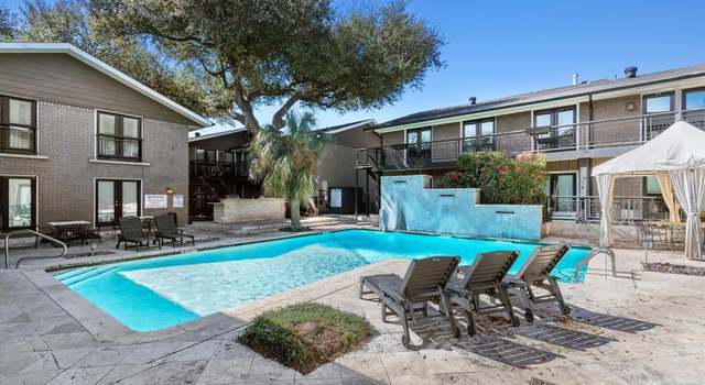 Photo of 10211 Regal Oaks Dr #121, Dallas, TX 75230