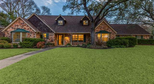 Photo of 6810 Vineridge Dr, Dallas, TX 75248
