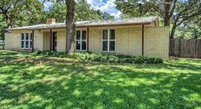 Photo of 236 Cooper Dr, Hurst, TX 76053