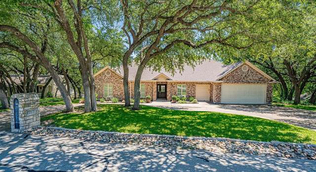 Photo of 6310 Circo Dr, Granbury, TX 76049