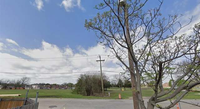 Photo of 7010 Garner Rd, Rowlett, TX 75088