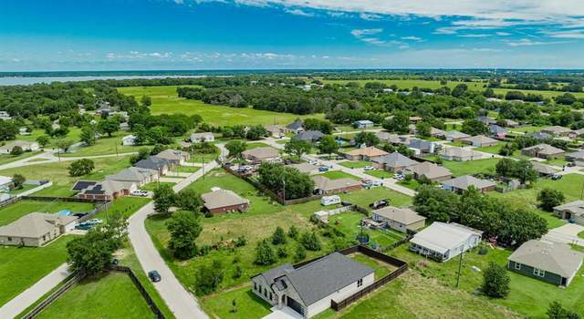 Photo of 314 Rudder Rd, Gun Barrel City, TX 75156