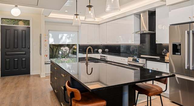 Photo of 7404 W Northwest Hwy #9, Dallas, TX 75225