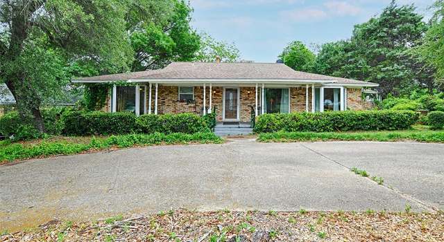 Photo of 3812 Laurel Canyon Dr, Dallas, TX 75233